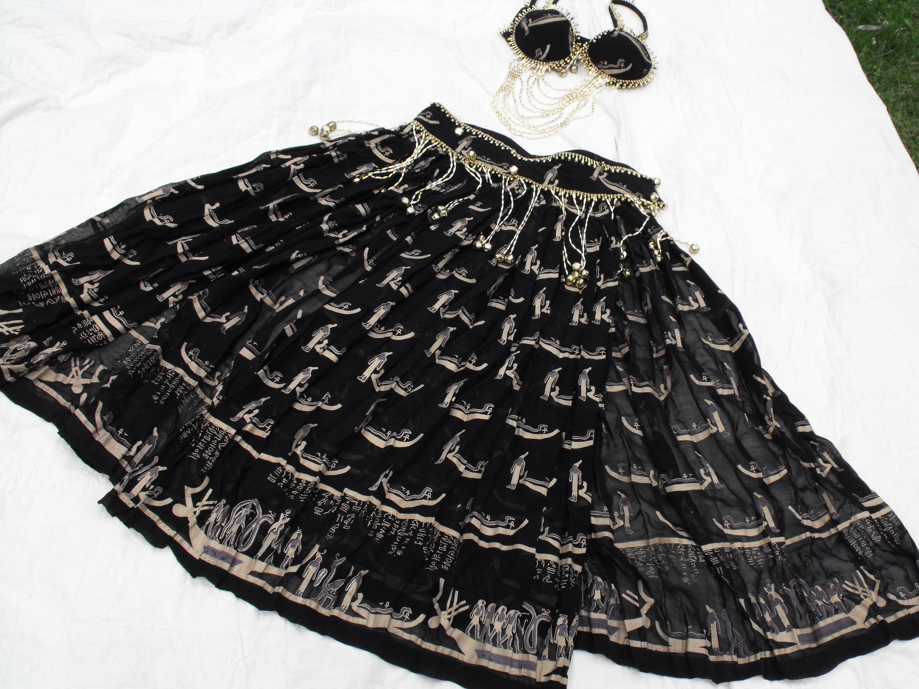 EGYPTIAN PRINT BELL TRIM DRESS 